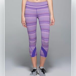 Lululemon Crop Leggings Space Dye Twist Iris Flower Pink Shell Size 6